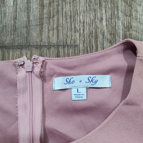 She + Sky Pink Ruffle Sleeve Romper Size L - Picture 5 of 8